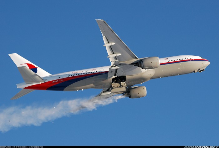 Co se stalo na palubě letu číslo 370 Malaysia Airlines?