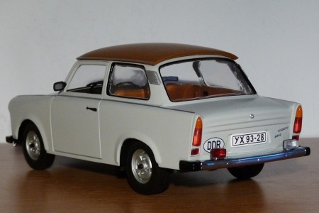 Trabant 601S (s novější verzí nárazníků).