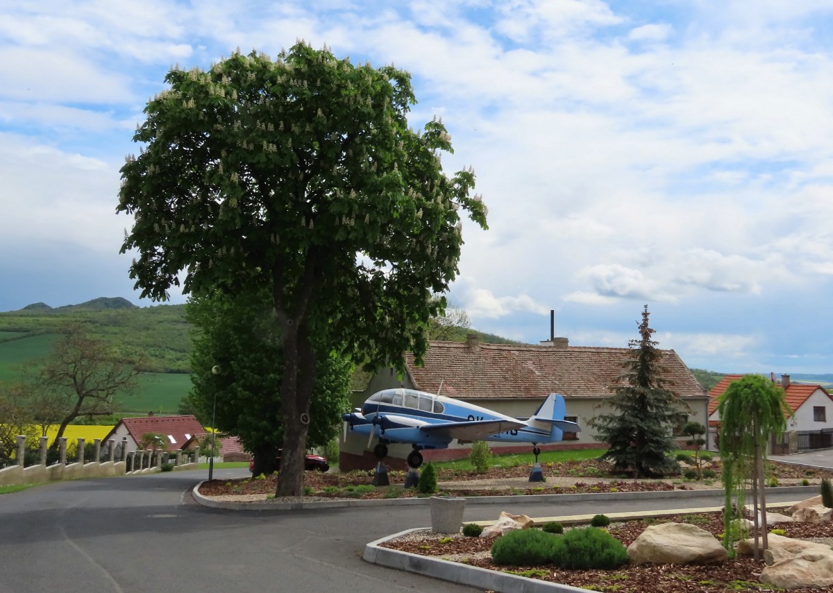 02-letadlo-v-rane.jpg