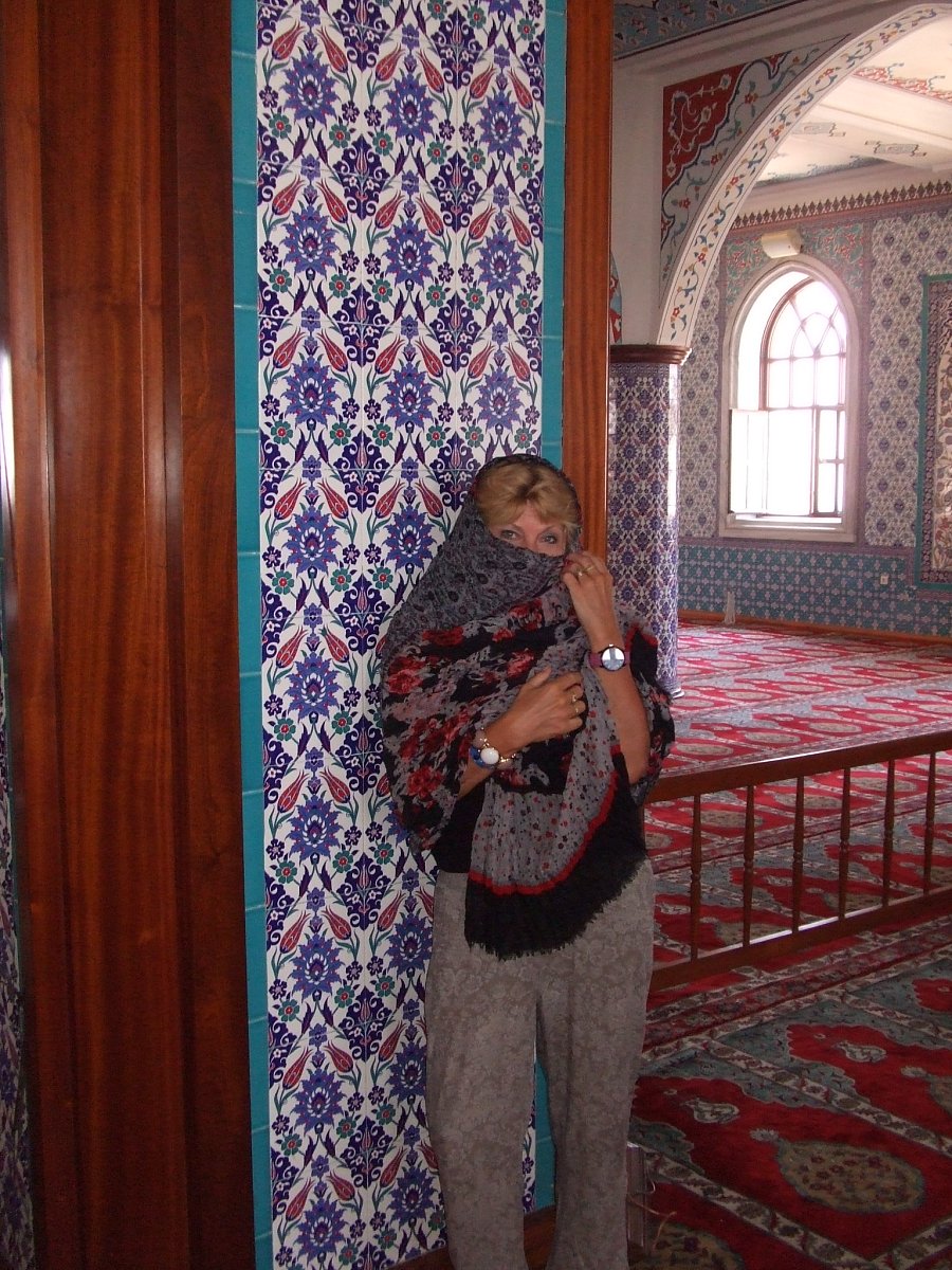 Zahalená