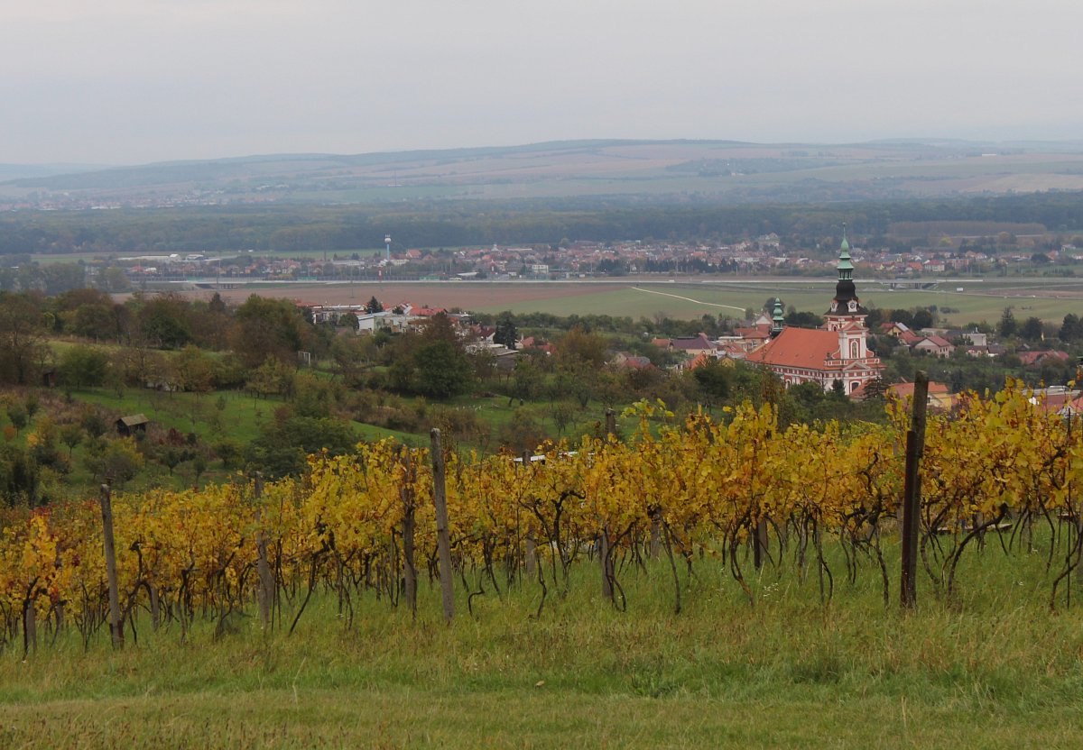 Pod námi Polešovice