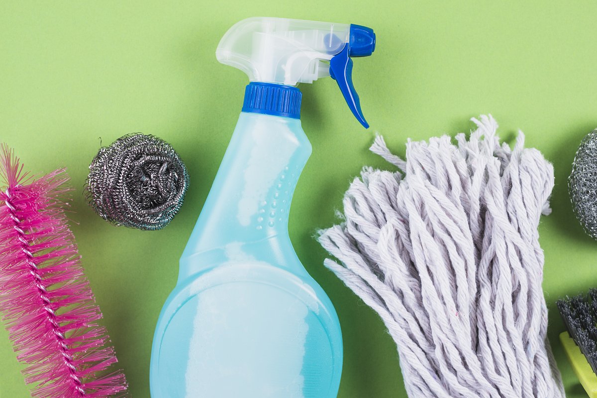 Poprvé s úklidovou firmou