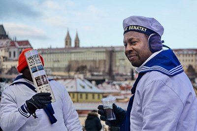 Praha, slunce a sníh